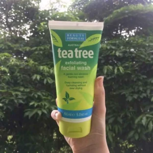 Beauty Formulas tea tree Exfoliating Facial Wash