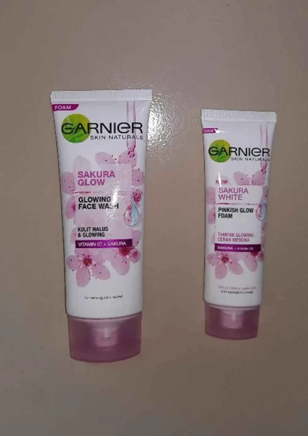 Garnier Sakura White Face Wash