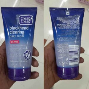 Clean & Clear Blackhead Clearing Daily Scrub